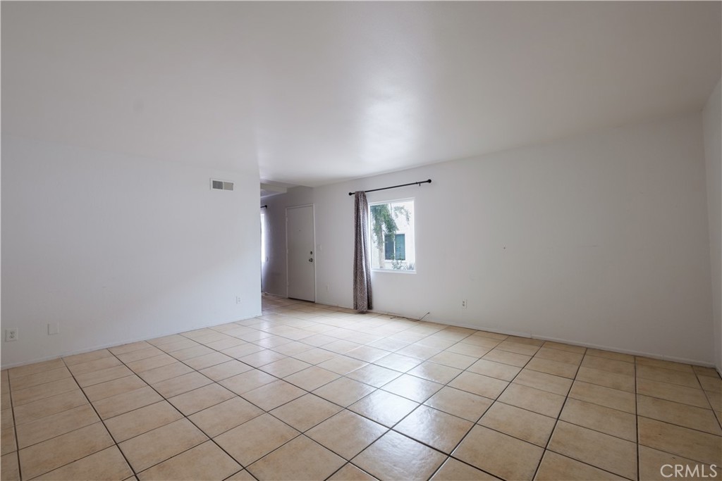 3771 Harvill Lane Riverside, CA 92503 - Photo 22 of 53 a view of an empty room and window