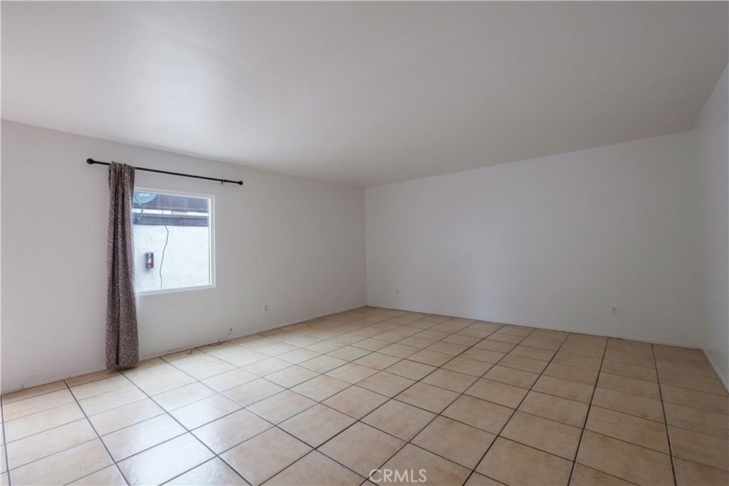 3771 Harvill Lane Riverside, CA 92503 - Photo 24 of 53 a view of an empty room and window