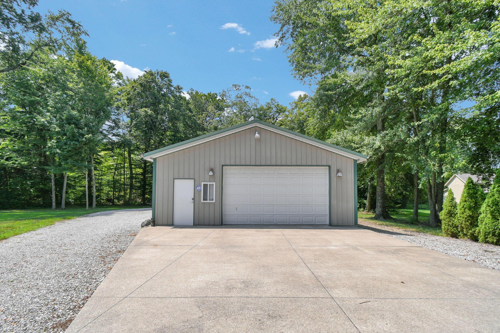 10959 Heimberger Road Northwest Baltimore, OH 43105 - Photo 44 of 48 Detached Garage