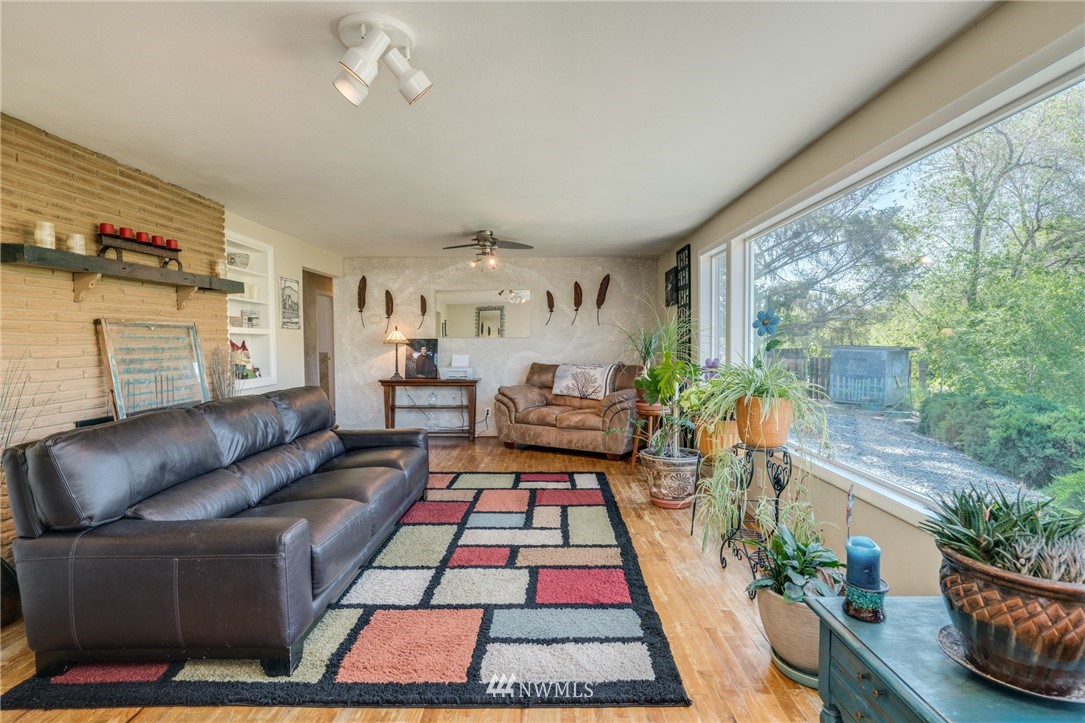 1619 Lower Monitor Road Wenatchee, WA 98801 - Photo 17 of 38 Gallery Image 17