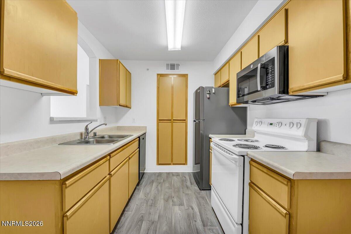 6850 Sharlands Avenue, Unit 2132 Reno, NV 89523 - Photo 19 of 40 21-6850 Sharlands Ave Reno NV 89523 (21