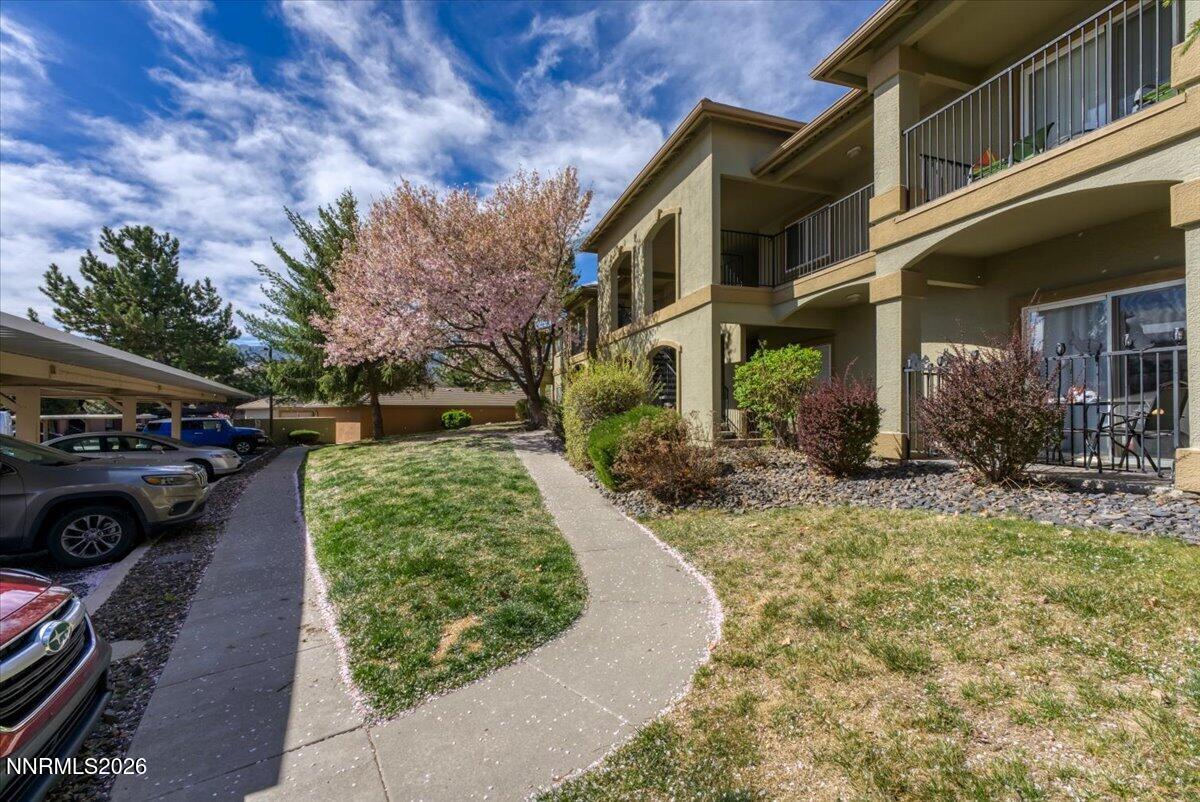 6850 Sharlands Avenue, Unit 2132 Reno, NV 89523 - Photo 3 of 40 05-6850 Sharlands Ave Reno NV 89523 (5 o