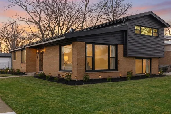 $329,000 | 15401 Ellis Avenue, Dolton, IL 60419