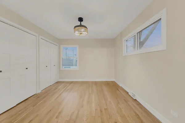 $299,999 | 15401 Ellis Avenue, Dolton, IL 60419