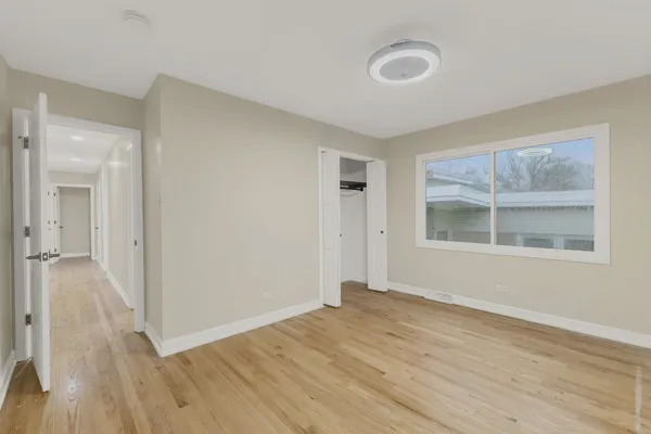 $299,999 | 15401 Ellis Avenue, Dolton, IL 60419