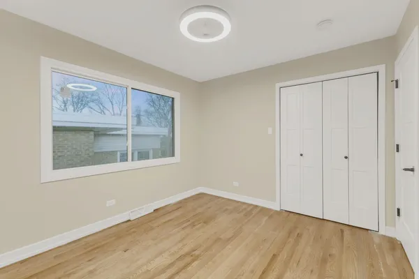 $299,999 | 15401 Ellis Avenue, Dolton, IL 60419