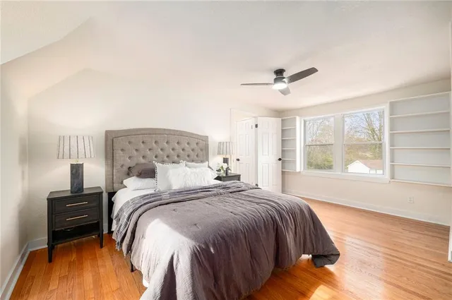 $329,900 | 7620 East Gregory Boulevard, Kansas City, MO 64133