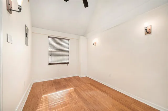 $329,900 | 7620 East Gregory Boulevard, Kansas City, MO 64133