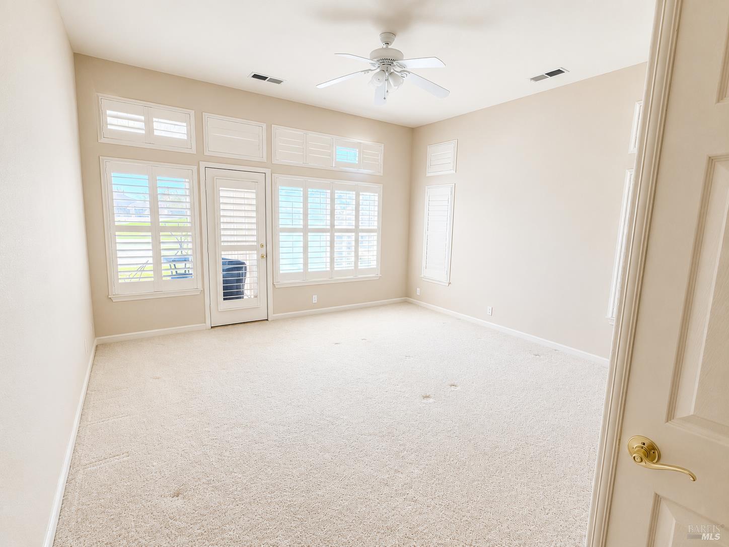 389 Cedar Ridge Drive Rio Vista, CA 94571 - Photo 10 of 32 Gallery Image 10