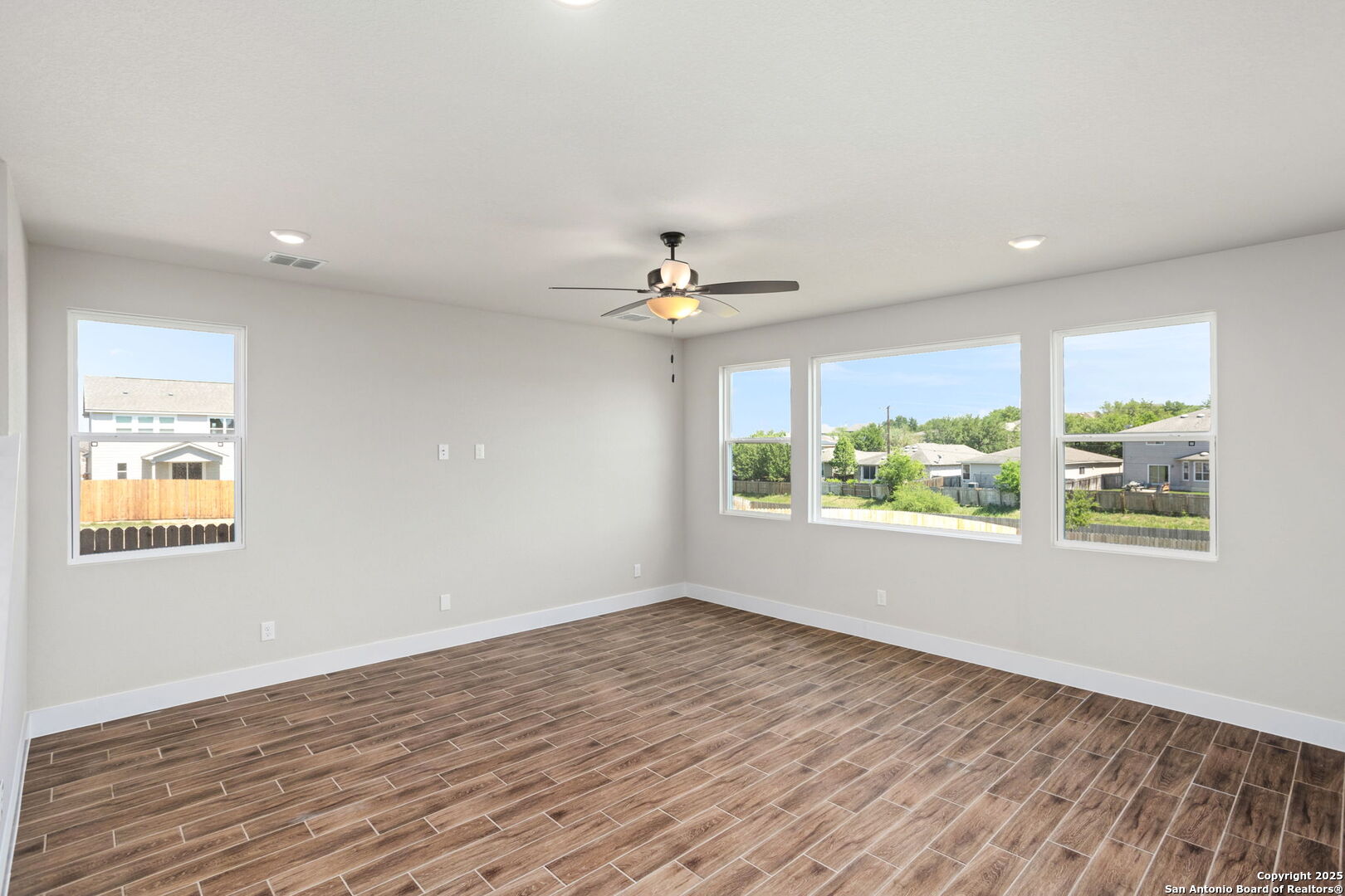 7010 Walkers Loop Live Oak, TX 78233 - Photo 21 of 28