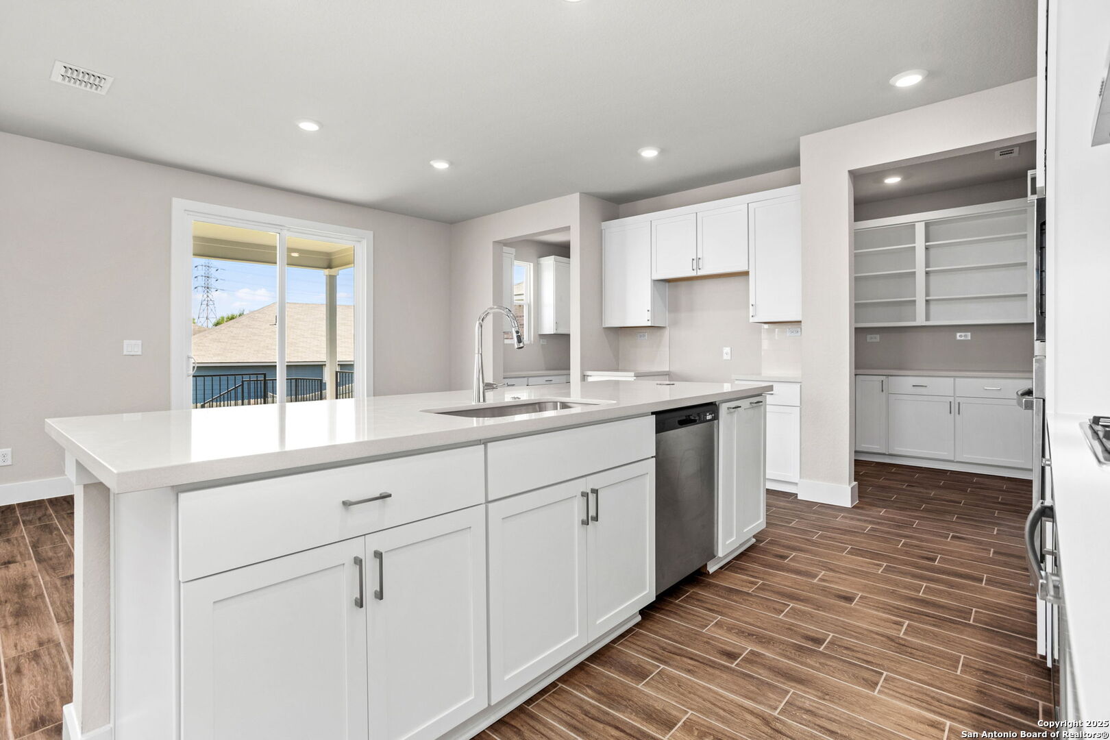 7010 Walkers Loop Live Oak, TX 78233 - Photo 25 of 28