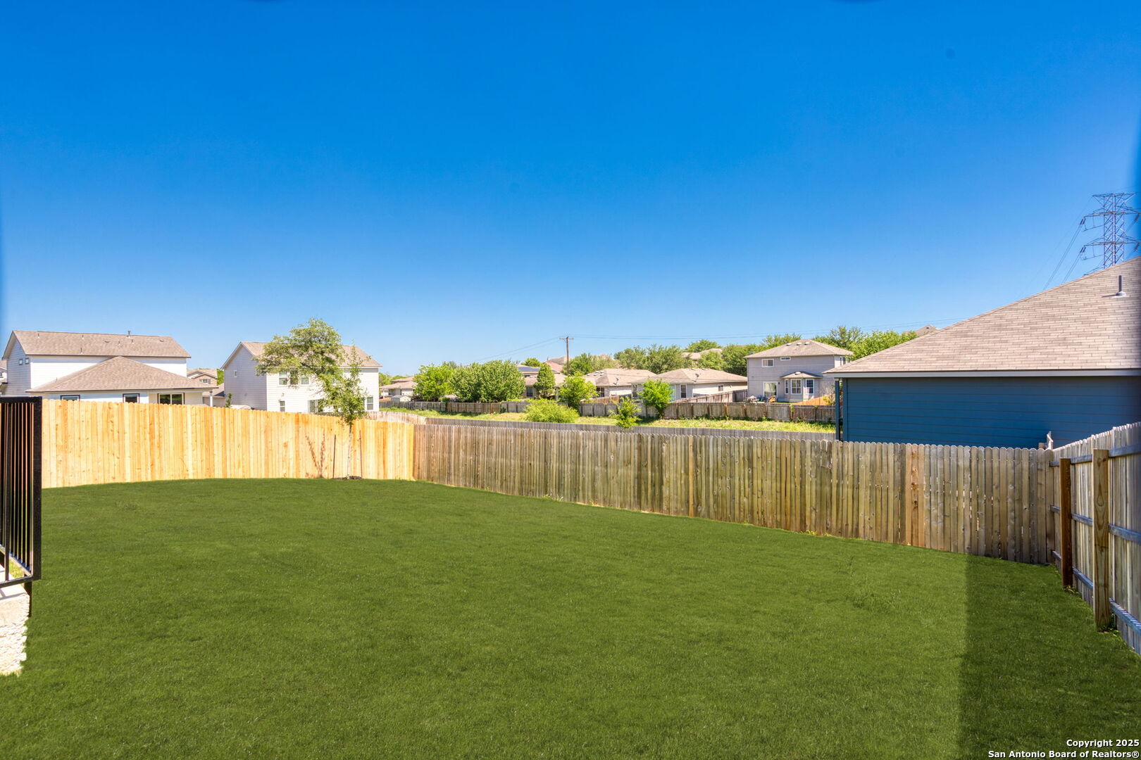 7010 Walkers Loop Live Oak, TX 78233 - Photo 26 of 28