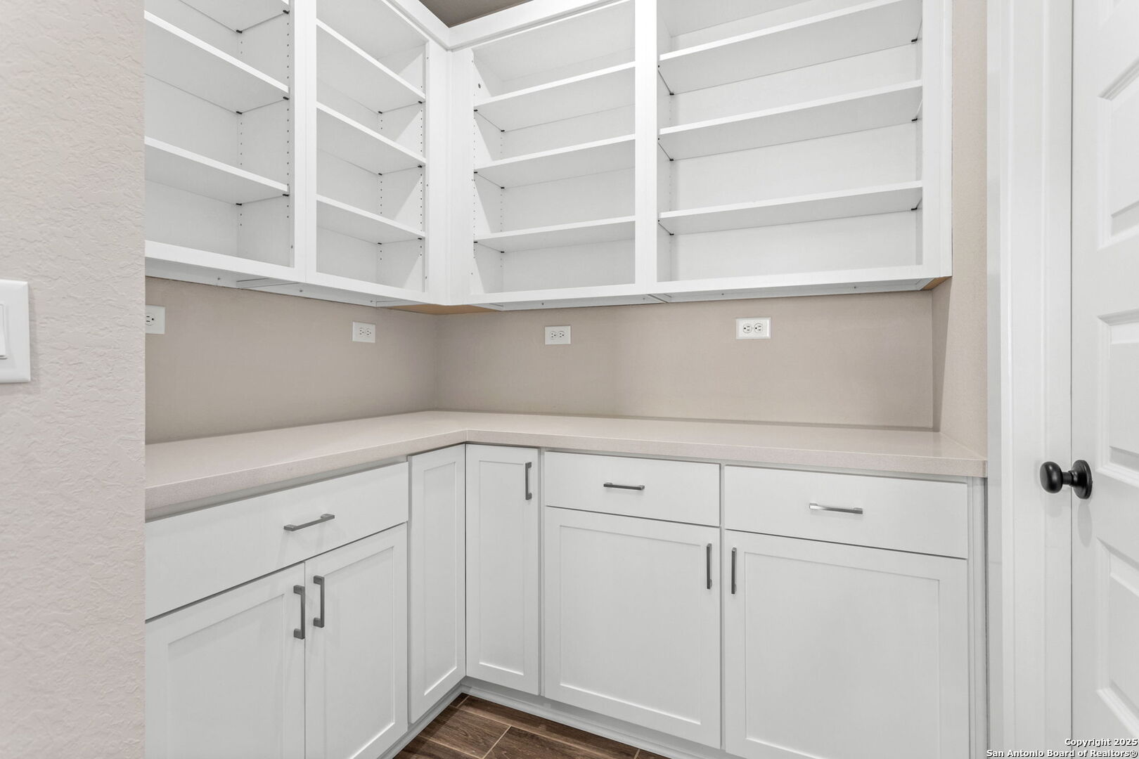 7010 Walkers Loop Live Oak, TX 78233 - Photo 5 of 28