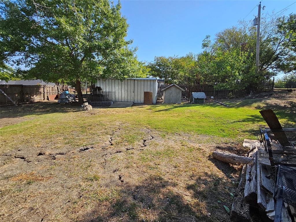 Tbd Tbd Mckinney Street Princeton, TX 75407 - Photo 6 of 7 a backyard of a house with lots of green space