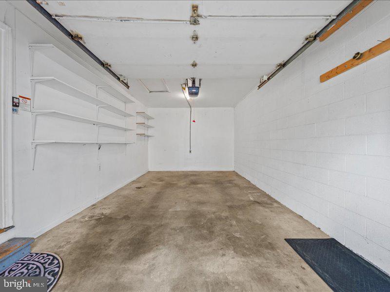 1428 Yellowwood Court Reston, VA 20190 - Photo 30 of 30 Garage