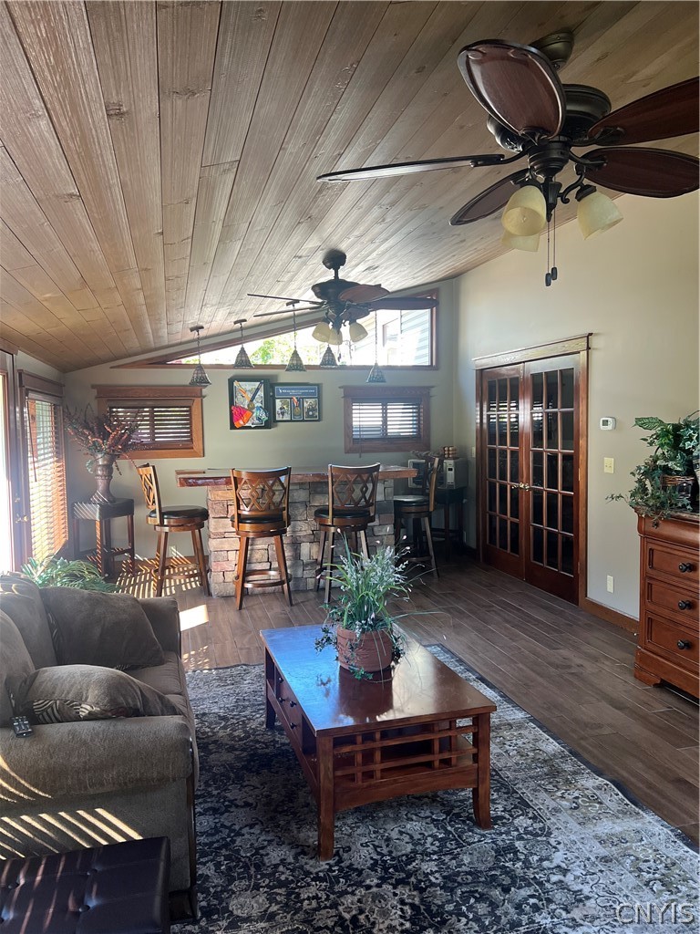 985 County Rte 25 Oswego, NY 13126 - Photo 12 of 39 Family room with bar