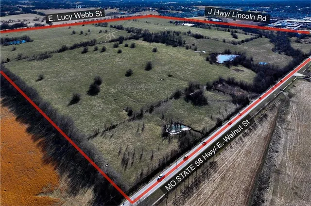 $5,500,000 | 1101 East Walnut Street, Raymore, MO 64083