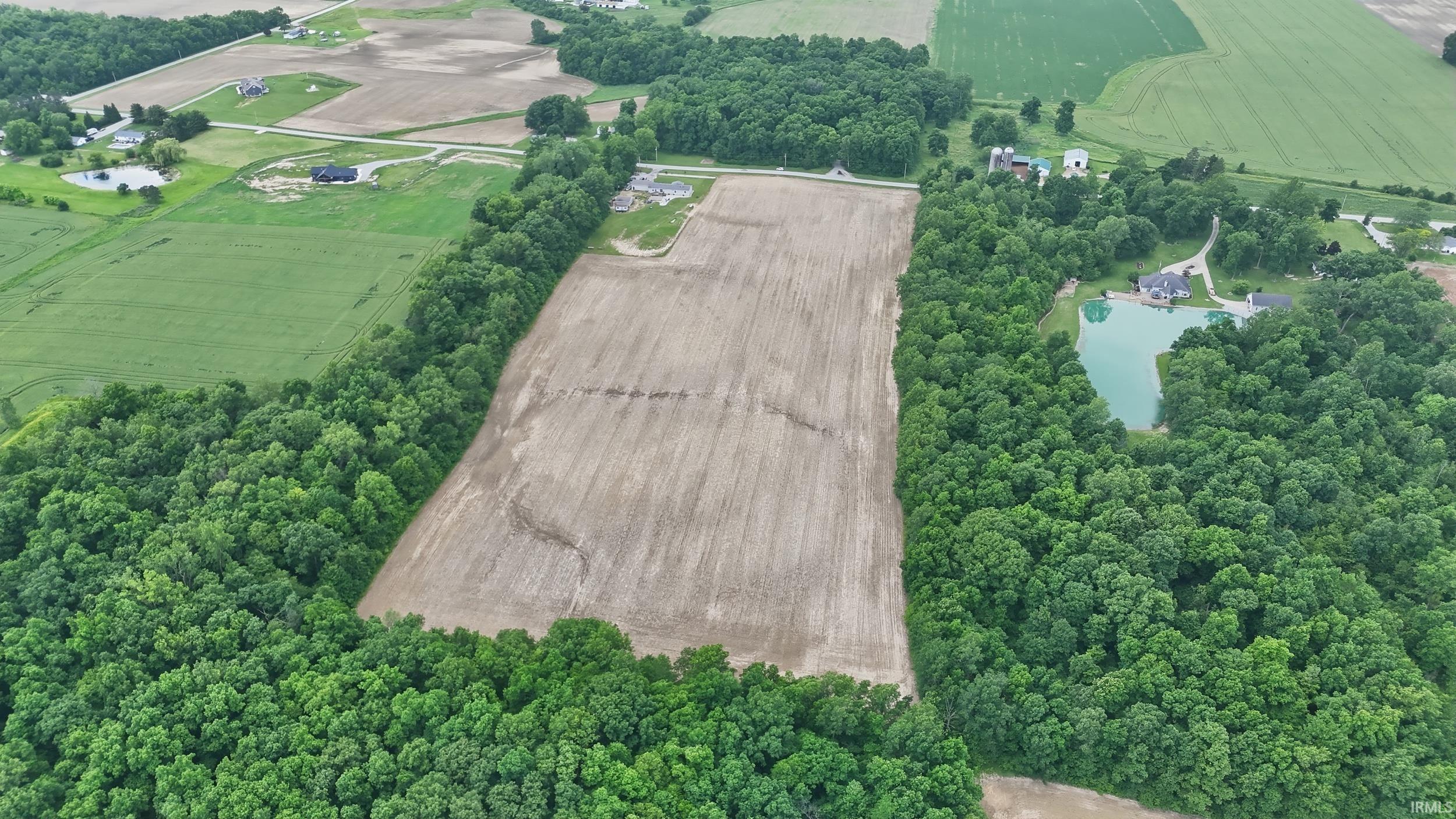 15901 Brunson Road Hoagland, IN 46745 - Photo 6 of 12