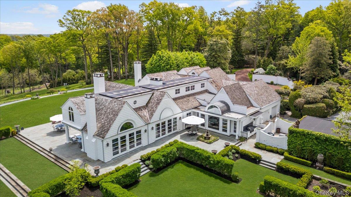 233 Cleft Road Mill Neck, NY 11765 - Photo 48 of 50