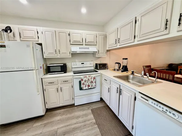 $2,250 | 2707 Nassau Bend, Unit H2, Coconut Creek, FL 33066