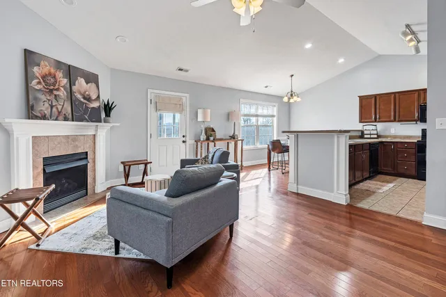 $284,900 | 5914 Pebble Run Way, Knoxville, TN 37918