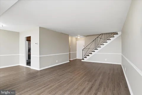 $2,995 | 301 North Beauregard Street, Unit 1404, Alexandria, VA 22312