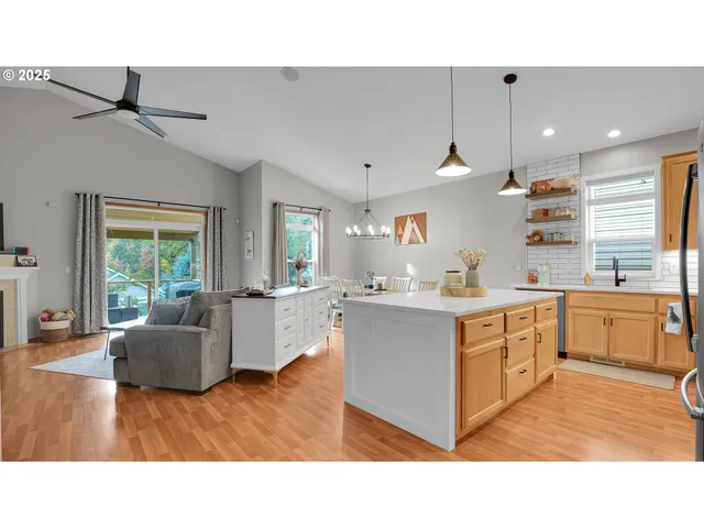 $465,000 | 38766 Barlow Parkway, Sandy, OR 97055