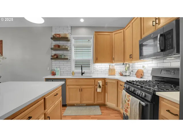 $465,000 | 38766 Barlow Parkway, Sandy, OR 97055