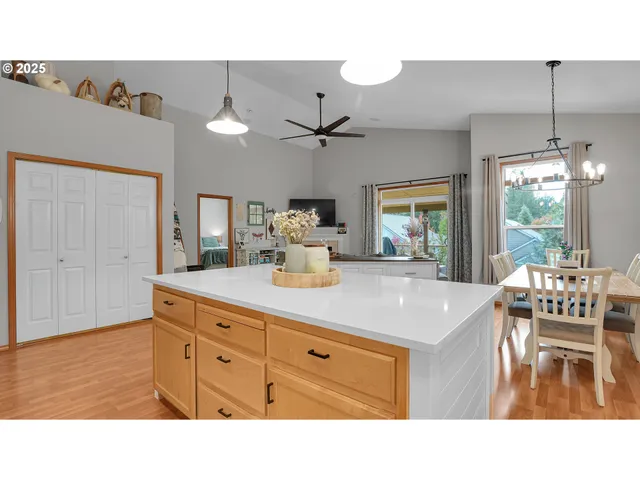 $465,000 | 38766 Barlow Parkway, Sandy, OR 97055