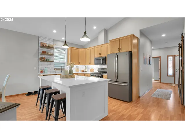 $465,000 | 38766 Barlow Parkway, Sandy, OR 97055