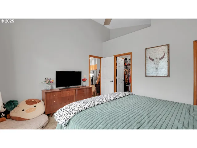 $465,000 | 38766 Barlow Parkway, Sandy, OR 97055