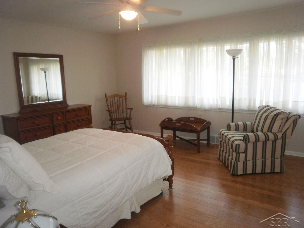 77 Benton Road Saginaw, MI 48602 - Photo 16 of 26 31375338-15.JPG