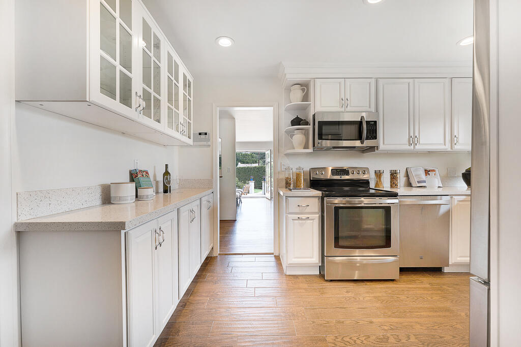 125 San Roque Road Santa Barbara, CA 93105 - Photo 12 of 41 125 San Roque Road - HsHProd-38
