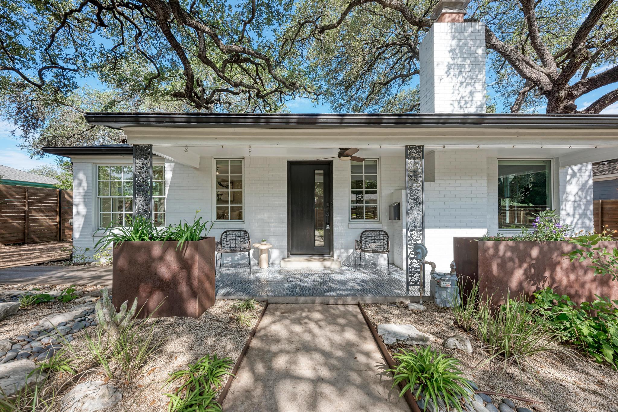 2308 Forest Avenue Austin, TX 78704 - Photo 6 of 40