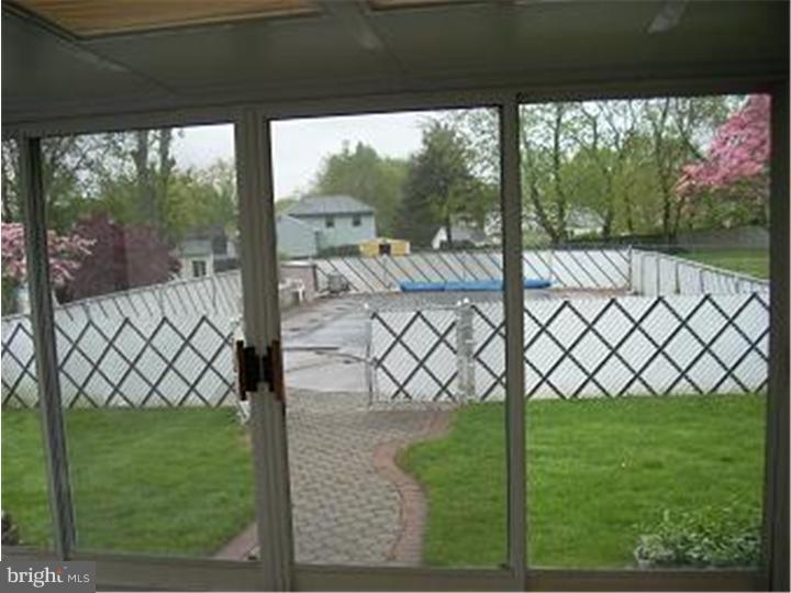 788 Claire Road Warminster, PA 18974 - Photo 12 of 18 Gallery Image 12