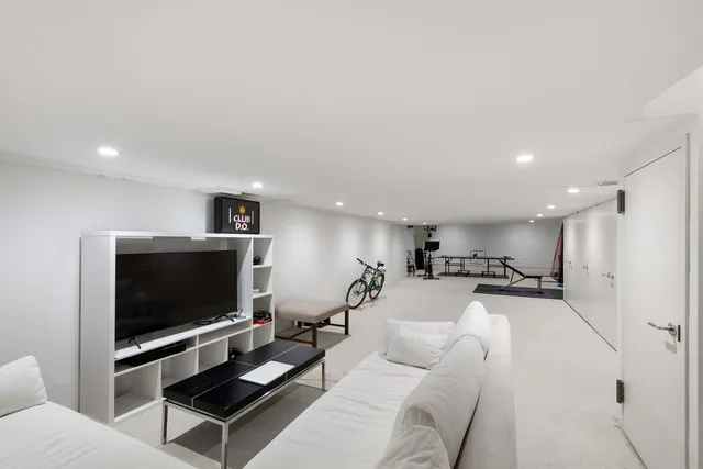 $3,895,000 | 104 Charlton Street, Unit 1/2E | Hudson Square