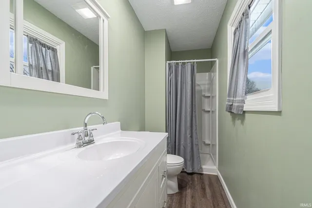 $364,900 | 3120 Cherry Tree Lane, Elkhart, IN 46514