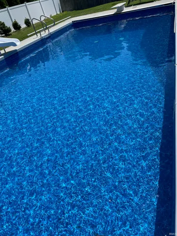 $364,900 | 3120 Cherry Tree Lane, Elkhart, IN 46514