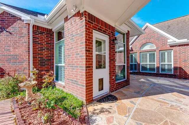 $420,000 | 2315 Blue Water Bay Drive, Katy, TX 77494