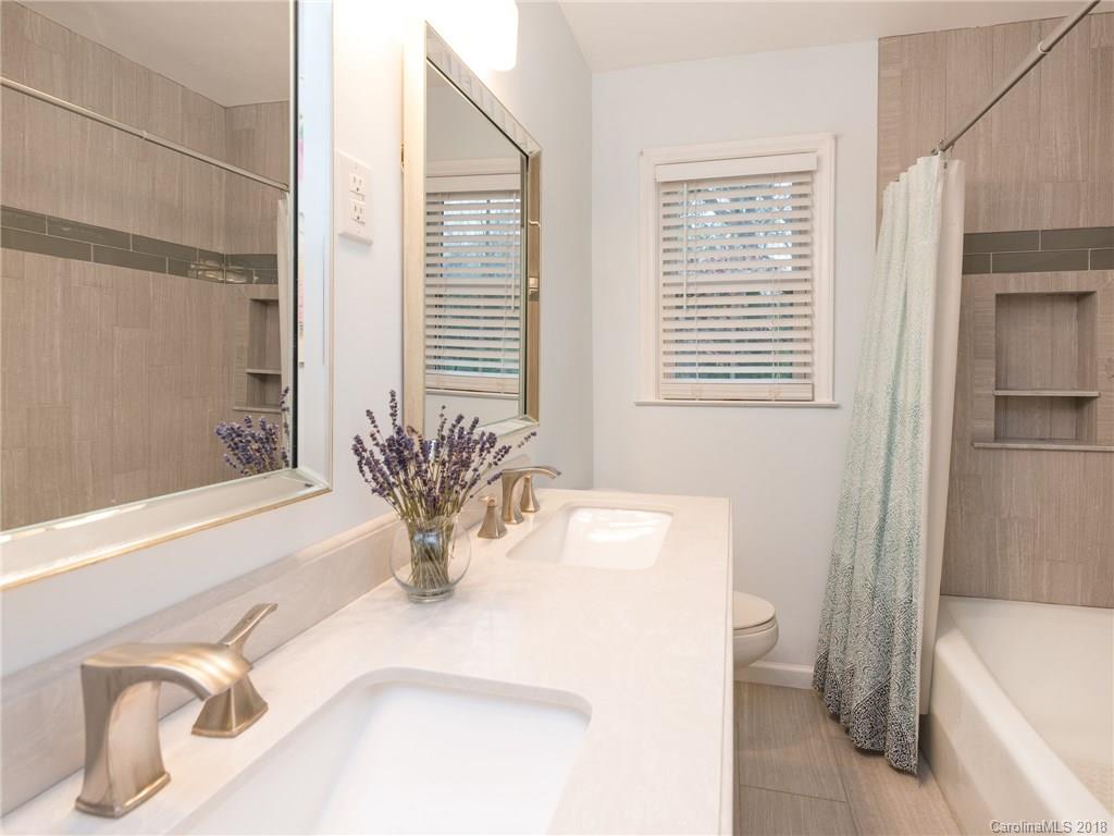 5211 Murrayhill Road Charlotte, NC 28210 - Photo 4 of 31 Gallery Image 4