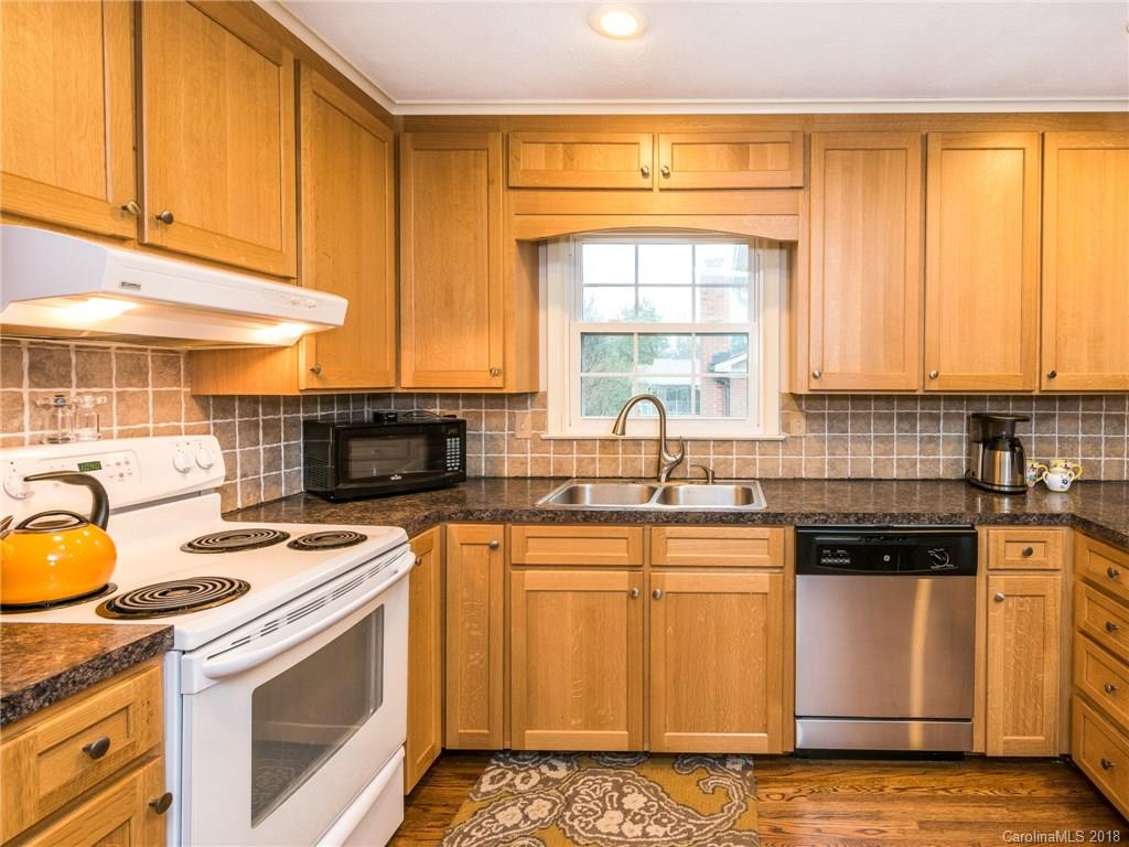 5211 Murrayhill Road Charlotte, NC 28210 - Photo 9 of 31 Gallery Image 9