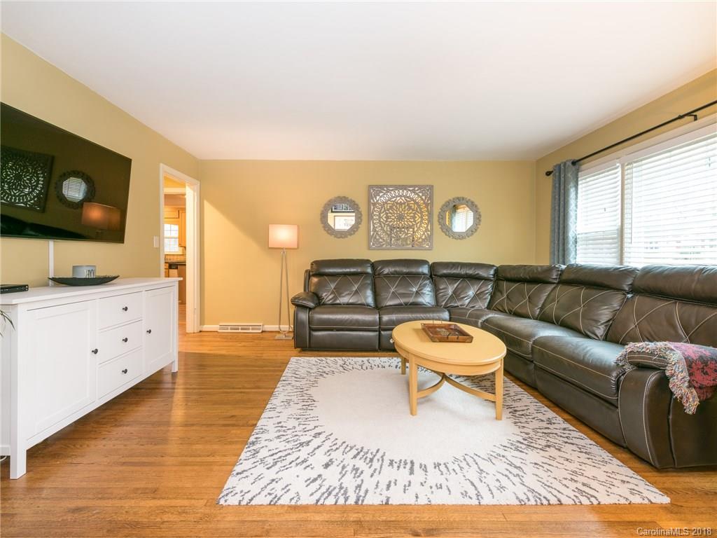 5211 Murrayhill Road Charlotte, NC 28210 - Photo 10 of 31 Gallery Image 10
