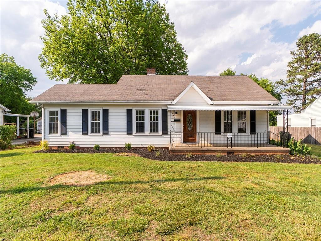 1608 West Hanover Road Burlington, NC 27217 - Photo 1 of 24 Gallery Image 1