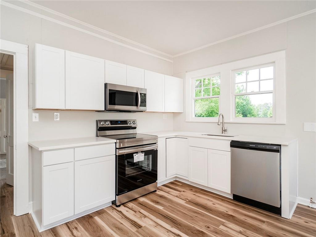 1608 West Hanover Road Burlington, NC 27217 - Photo 8 of 24 Gallery Image 8