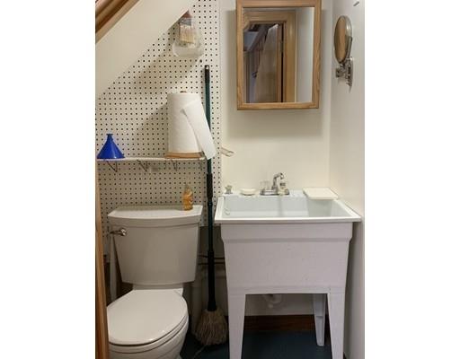 241 Den Quarry Road Lynn, MA 01904 - Photo 15 of 36 Gallery Image 15