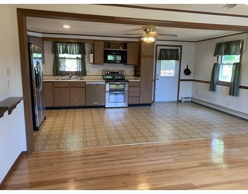 241 Den Quarry Road Lynn, MA 01904 - Photo 6 of 36 Gallery Image 6