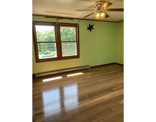 241 Den Quarry Road Lynn, MA 01904 - Photo 10 of 36 Gallery Image 10