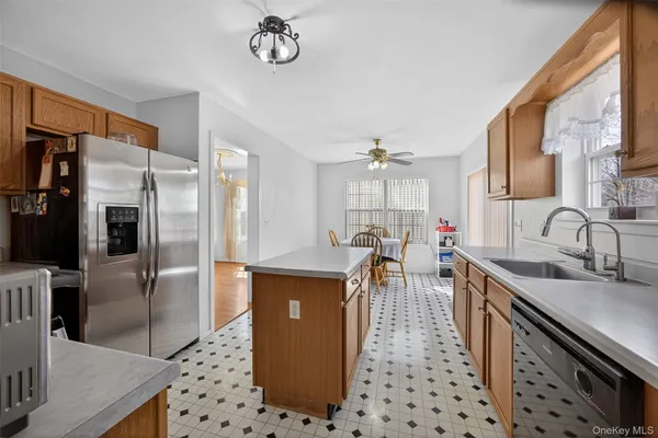 $575,000 | 25 Alexander Drive, Washingtonville, NY 10992