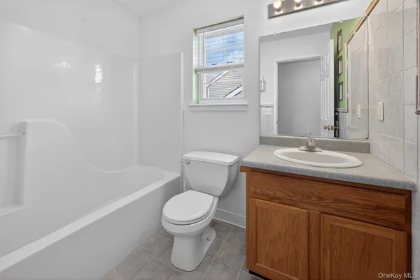 $575,000 | 25 Alexander Drive, Washingtonville, NY 10992