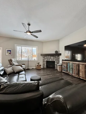 $3,750 | 12715 Edison Street Northeast, Blaine, MN 55449